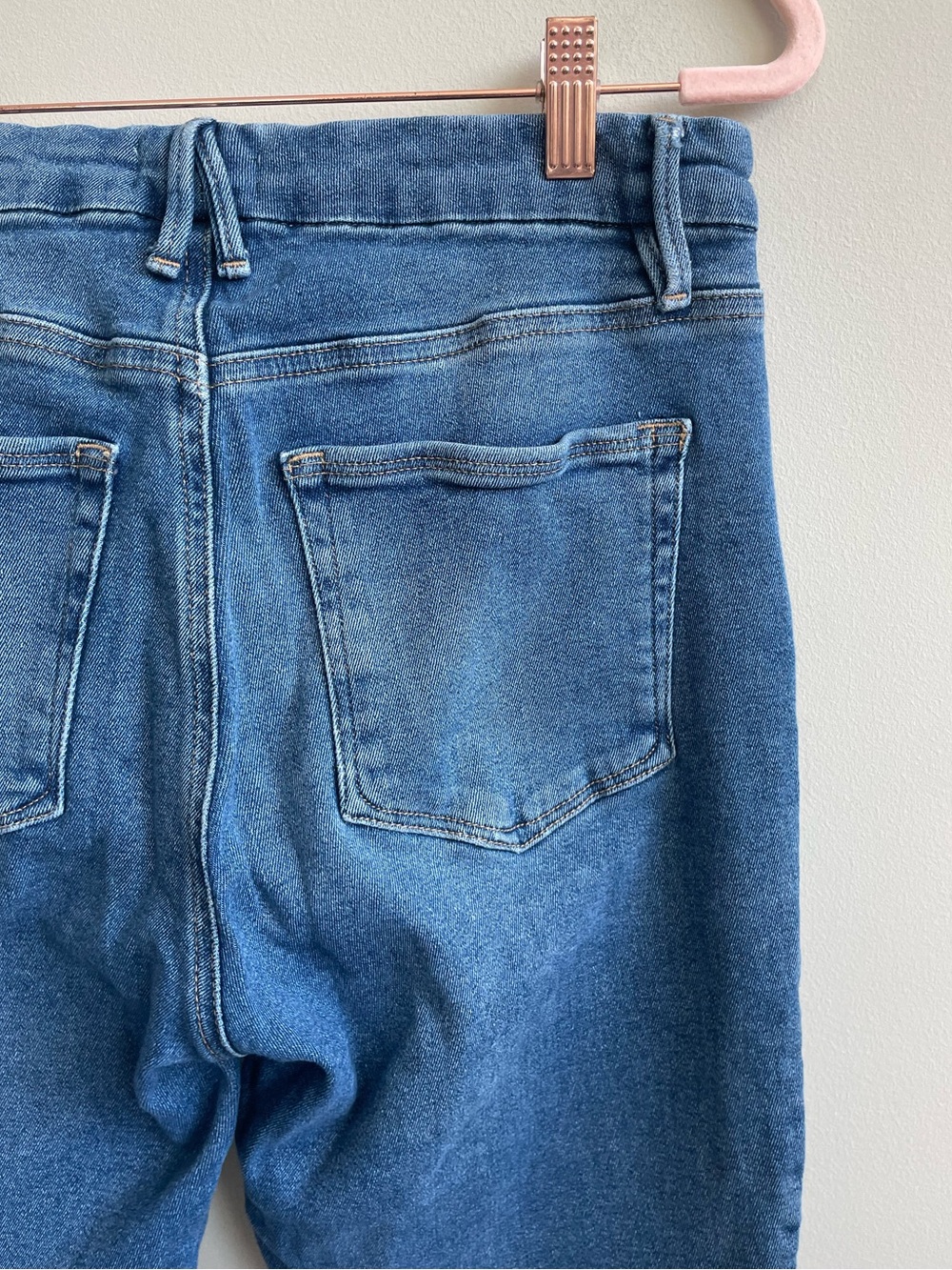 Good American Good Legs Skinny High-Rise Raw Hem Blue Denim Jeans - Picture 6 of 7